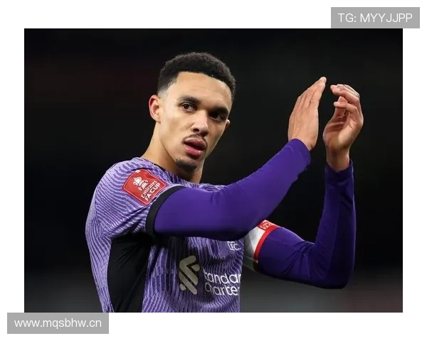 特伦特·亚历山大-阿诺德：欧冠半决赛快发角球一战成名