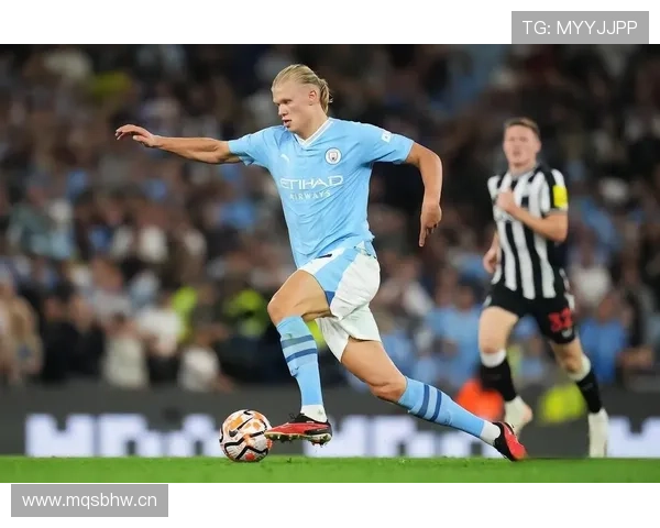 哈兰德vs莱万：历史中锋排名差距与进球效率分析