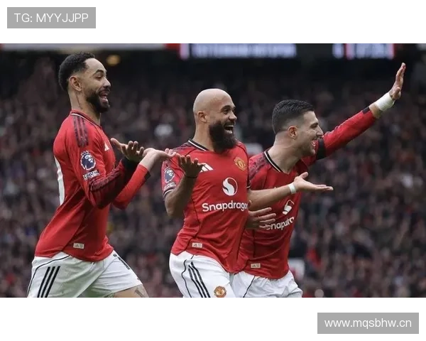 曼联关键比赛抗压能力不足,近期表现波动影响争四形势 曼联关键比赛抗压能力不足,近期表现波动影响争四形势