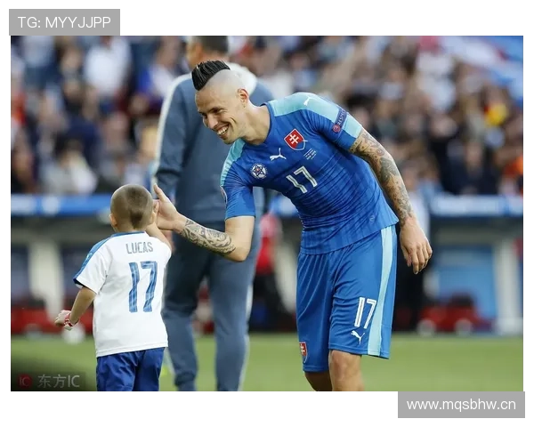 在意甲体系下内斯塔与卡纳瓦罗防守节奏出现分化